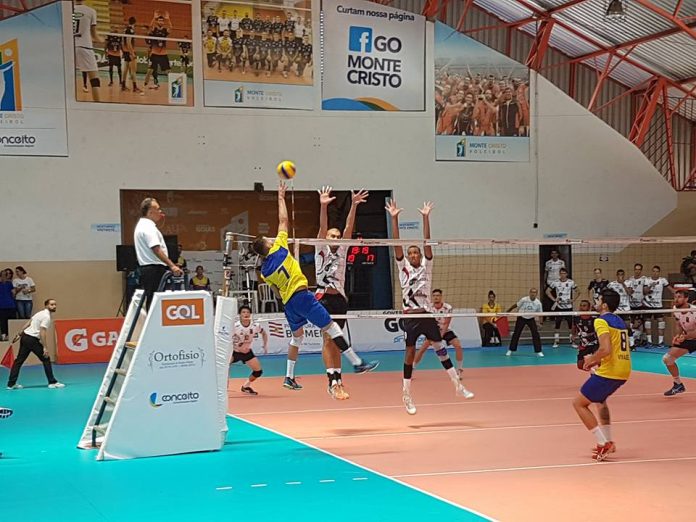 clube jao 3 x 1 blumenau superliga b vitor