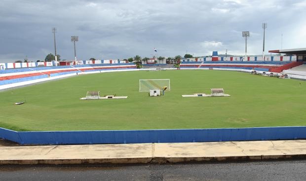 estadio_jk em itumbiara