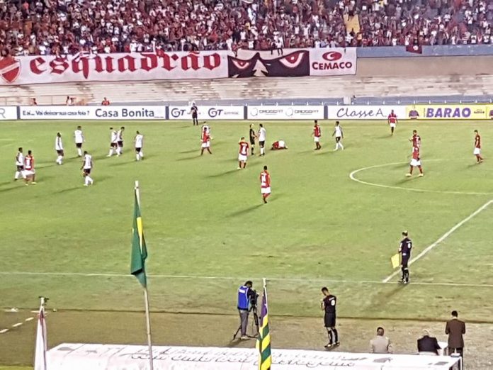 wallyson vila nova 2 x 1 flamengo vitor 2