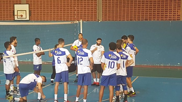 Hítalo e elenco jaó 1 vitor Superliga