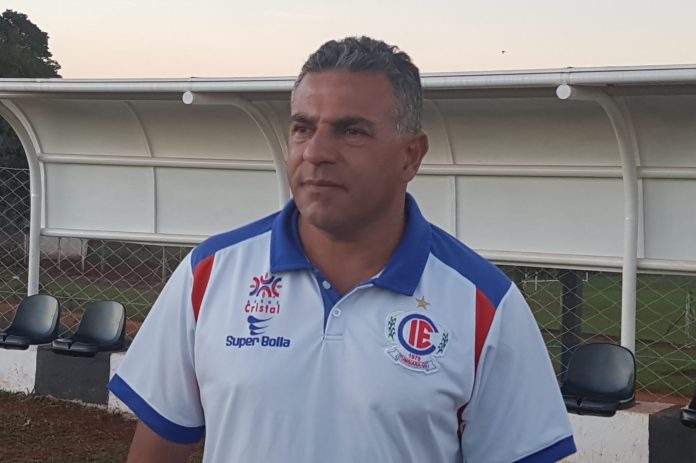 Luizinho Vieira treinador Itumbiara Vitor 1