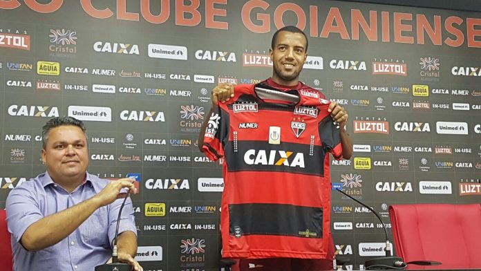 Breno Lopes apresentado 2