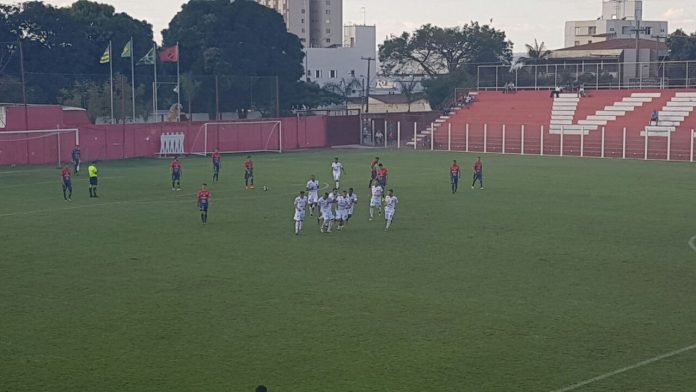 Vila Nova 1 x 0 Trindade semi 1 sub19