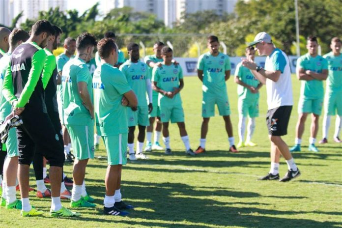 goias silvio criciuma instrucoes boa esporte
