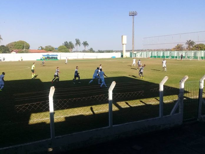 ASEEV 0 x 3 Goiânia