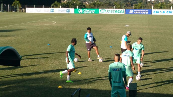 Andrezinho treina Goiás 1 hara
