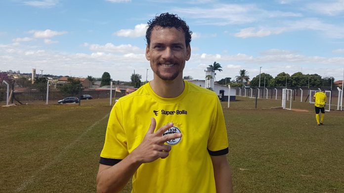 Gustavo Bastos Goiânia 1