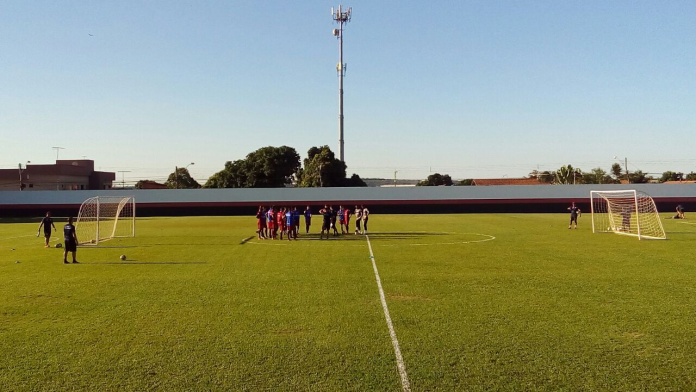 dragão treino pré atlético-MG galo