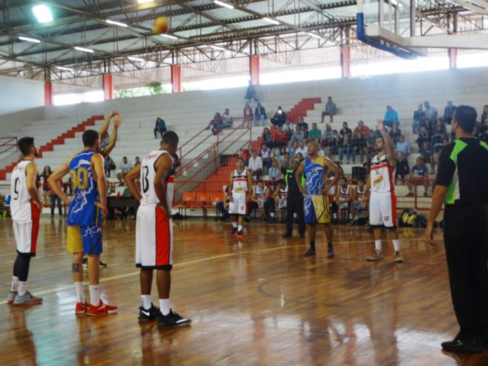 Alexandre decide e IEA conquista título do Goiano de Basquete sobre a ABA
