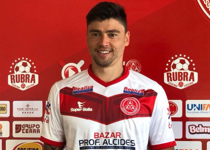Anapolina apresenta jogadores Goianão