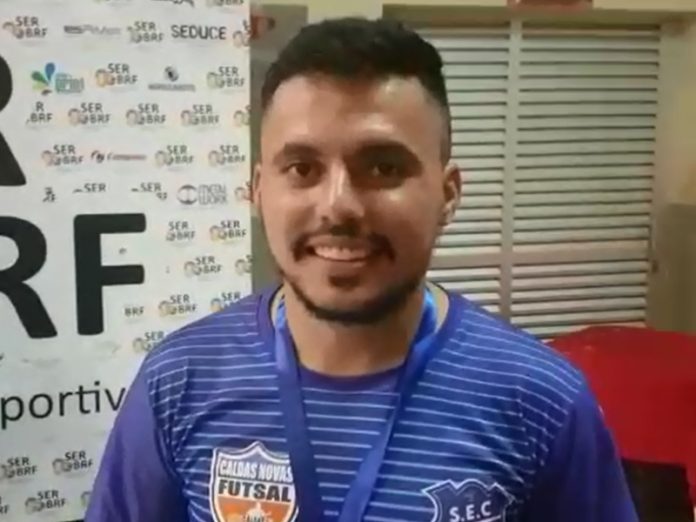 Thiaguinho Caldas Corumbaíba capitão Goiano Futsal