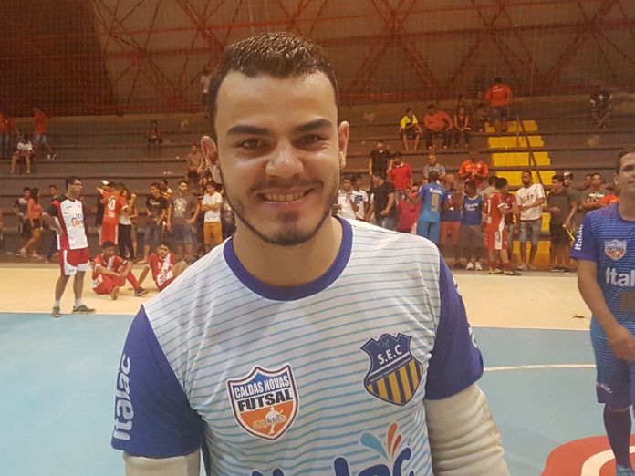 goleiro campeão Caldas Corumbaíba Alencar