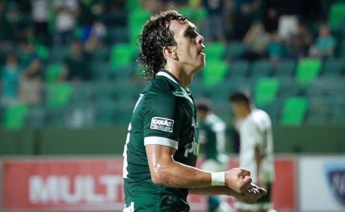 Nicolas Goiás ec 1E