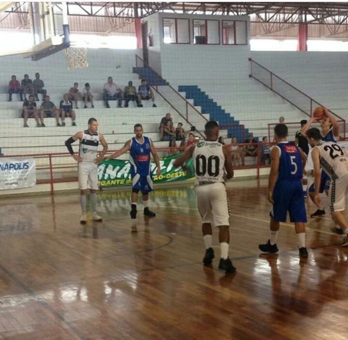 Campeonato goiano de basquete - foto rafael tomazeto