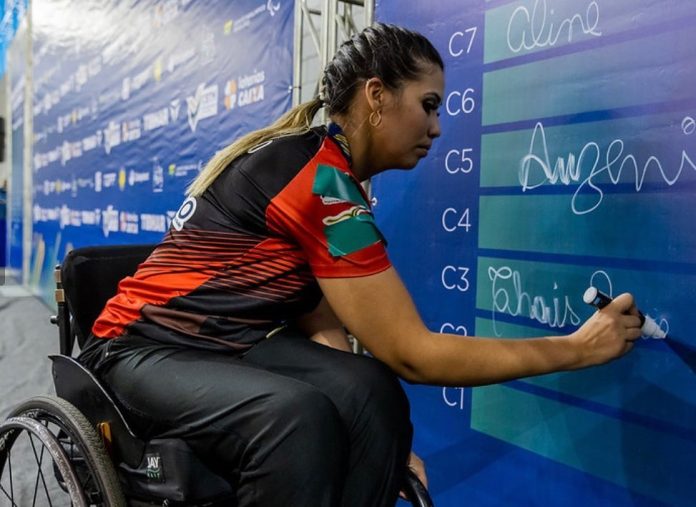 Thais Fraga tênis de mesa paradesportivo Thais Fraga tênis de mesa paradesportivo