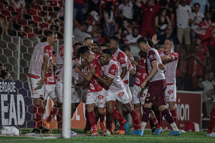 Vila Nova 1x0 Cruzeiro Série B de 2022 Vila Nova 1x0 Cruzeiro Série B de 2022
