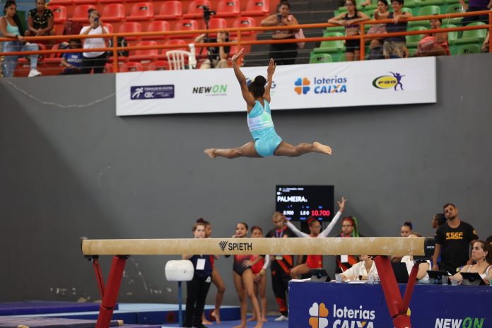 Confira fotos do segundo dia do Torneio Nacional de Ginástica Artística, em Goiânia