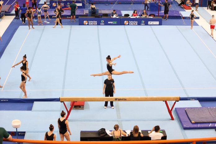 Confira fotos do primeiro dia do Torneio Nacional de Ginástica Artística, em Goiânia