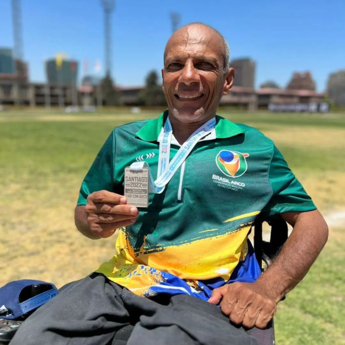 Helcio Perillo termina Pan-Americano de Tiro com Arco com duas medalhas e vaga para o Brasil Helcio Perillo termina Pan-Americano de Tiro com Arco com duas medalhas e vaga para o Brasil