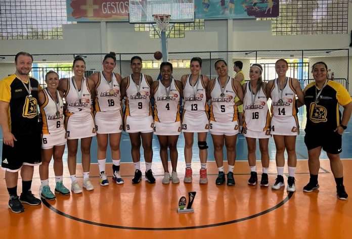 Ladies terminam em 2º lugar no Campeonato Brasileiro Master de Basquete Feminino Ladies terminam em 2º lugar no Campeonato Brasileiro Master de Basquete Feminino