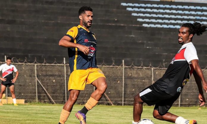 Na preparação para o Goianão, Anápolis é derrotado pelo Brasiliense em jogo-treino