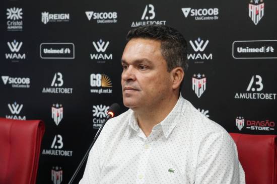 ADSON BATISTA FOTO ATLÉTICO