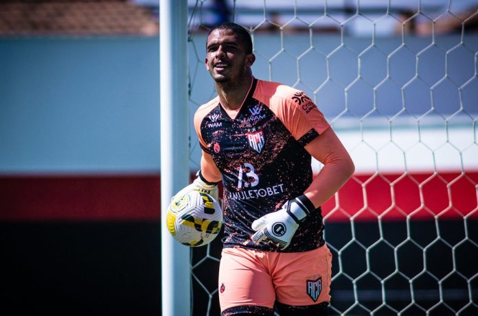 Diego Loureiro Atlético Foto ALan Deyvid