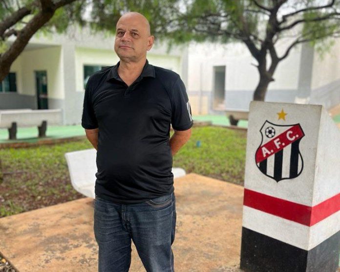 FRANCISCO ELÍZIO - FOTO ANÁPOLIS