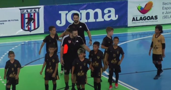 Formiguinhas é derrotado pelo Hope e fica pelo caminho na Taça Brasil Sub-9 de Futsal Formiguinhas é derrotado pelo Hope e fica pelo caminho na Taça Brasil Sub-9 de Futsal