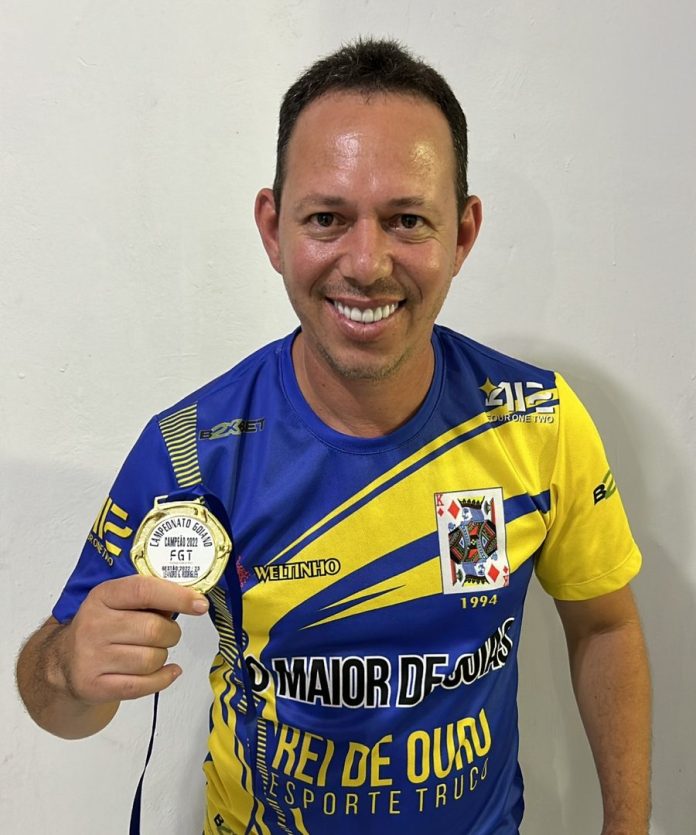 Com 18 títulos no currículo, Weltinho é eleito como o melhor jogador de truco de Goiás Com 18 títulos no currículo, Weltinho é eleito como o melhor jogador de truco de Goiás