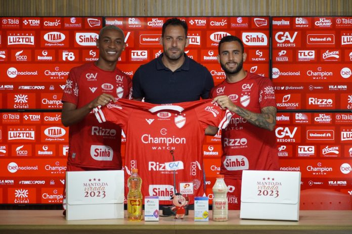 Wendson e Marcelinho explicam características de jogo e almejam ajudar o Vila Nova Wendson e Marcelinho explicam características de jogo e almejam ajudar o Vila Nova