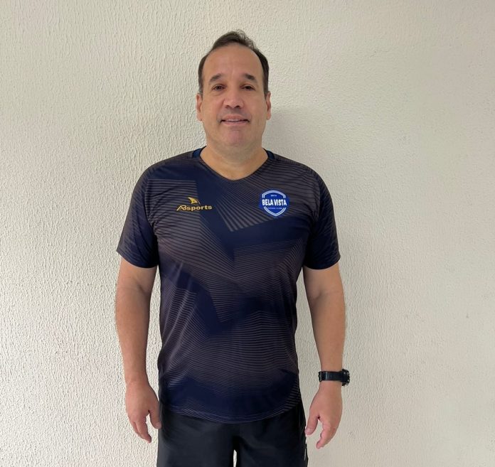 Com projeto na base e no profissional, Guillermo Gonçalves assume comando técnico do Bela Vista Com projeto na base e no profissional, Guillermo Gonçalves assume comando técnico do Bela Vista