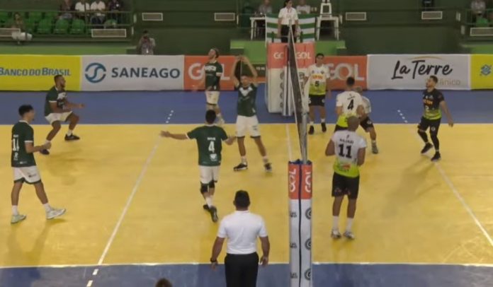 Na Superliga B, Goiás tem estreia tranquila e derrota o Manaus no Ginásio da Serrinha Na Superliga B, Goiás tem estreia tranquila e derrota o Manaus no Ginásio da Serrinha