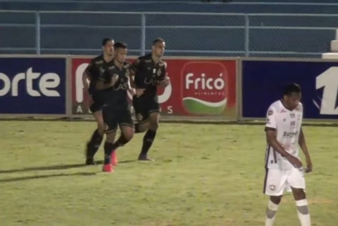 Em jogo de poucas emoções, Aparecidense supera o Inhumas pelo placar mínimo