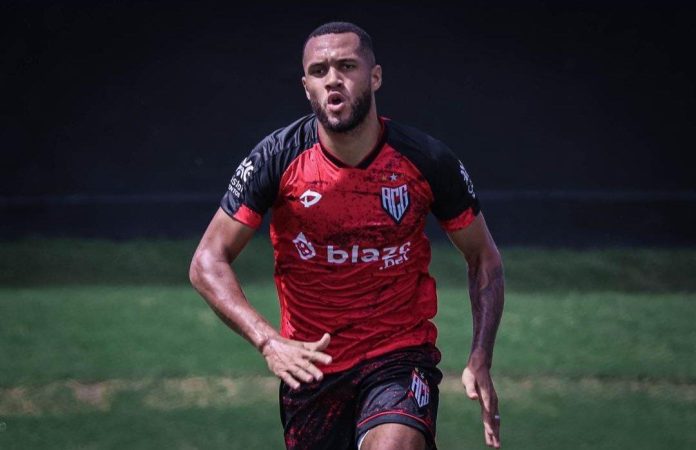 Gustavo Coutinho tem lesão constatada e desfalca o Atlético-GO por duas semanas Gustavo Coutinho tem lesão constatada e desfalca o Atlético-GO por duas semanas