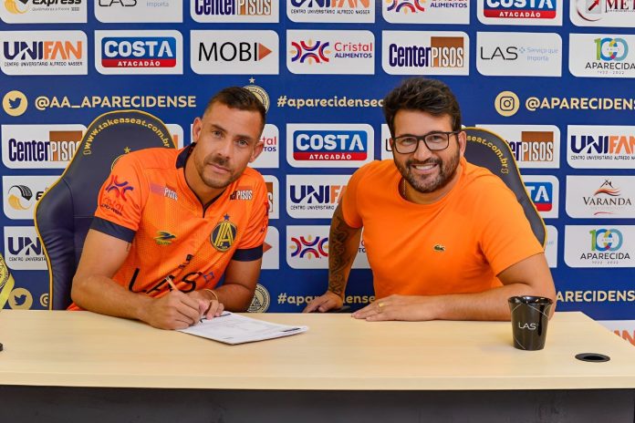 Goleiro Matheus Inácio assina com a Aparecidense para a sequência da temporada Goleiro Matheus Inácio assina com a Aparecidense para a sequência da temporada
