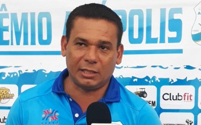 EDSON SILVA GREMIO ANAPOLIS FOTO GREMIO ANAPOLIS
