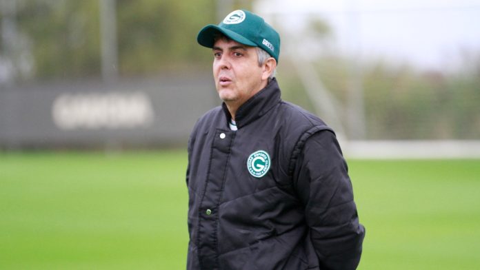 Ex-Goiás, Emerson Ávila tem contrato encaminhado com equipe da Série C Ex-Goiás, Emerson Ávila tem contrato encaminhado com equipe da Série C