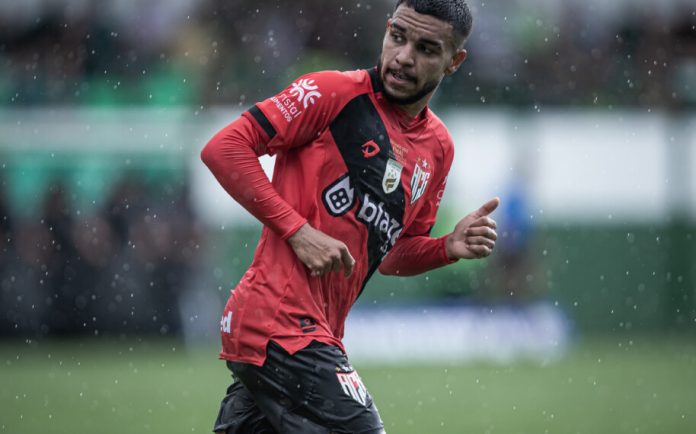MORAES ATLETICO FOTO HEBER GOMES