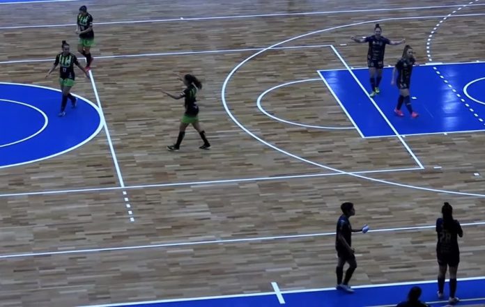 Resenhas insiste, mas é derrotado pelo Celemaster na Taça Brasil de Futsal Feminino Resenhas insiste, mas é derrotado pelo Celemaster na Taça Brasil de Futsal Feminino