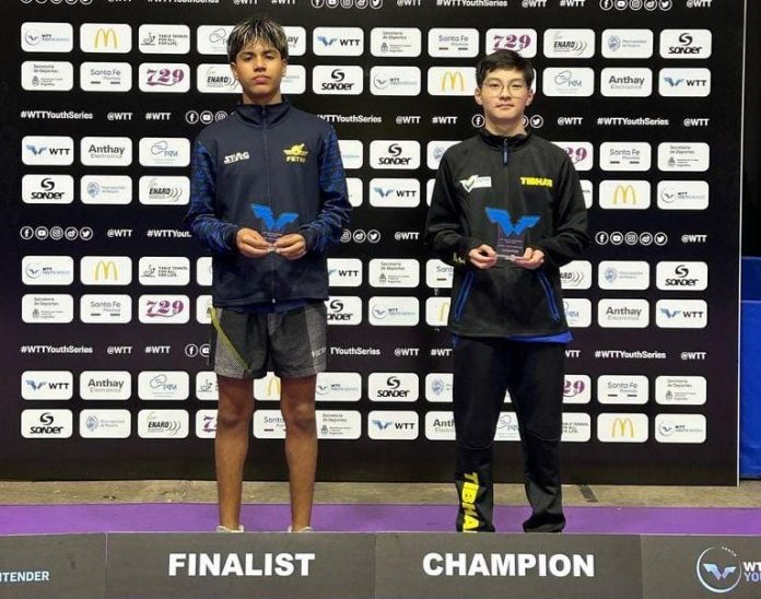Vitor Iwamoto é campeão sub-15 no WTT de Tênis de Mesa em Rosario, na Argentina Vitor Iwamoto é campeão sub-15 no WTT de Tênis de Mesa em Rosario, na Argentina