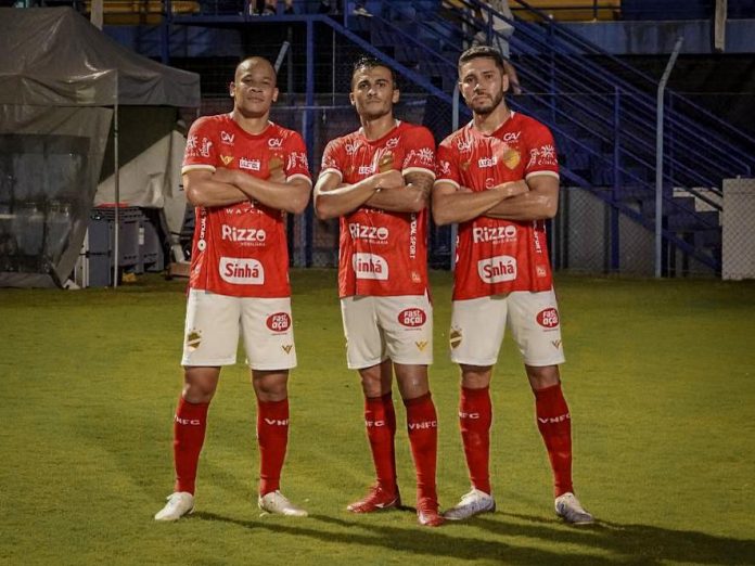 caio dantas parede e neto pessoa vila nova x avaí