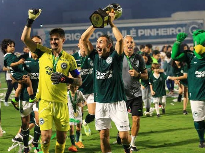 Goiás campeão Copa Verde Apodi taça