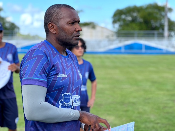 Anapolina confirma Zé Carlos Leal, que estava no Carmópolis, como treinador Anapolina confirma Zé Carlos Leal, que estava no Carmópolis, como treinador