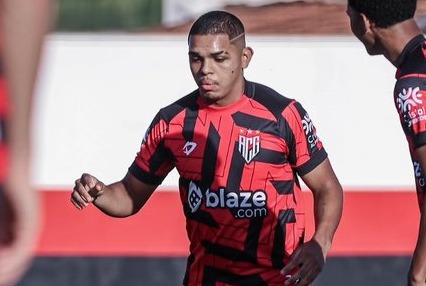 Gustavo Santos Atlético Goianiense foto ingryd oliveira