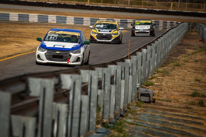 Turismo Nacional define poles para corridas deste final de semana, em Goiânia Turismo Nacional define poles para corridas deste final de semana, em Goiânia