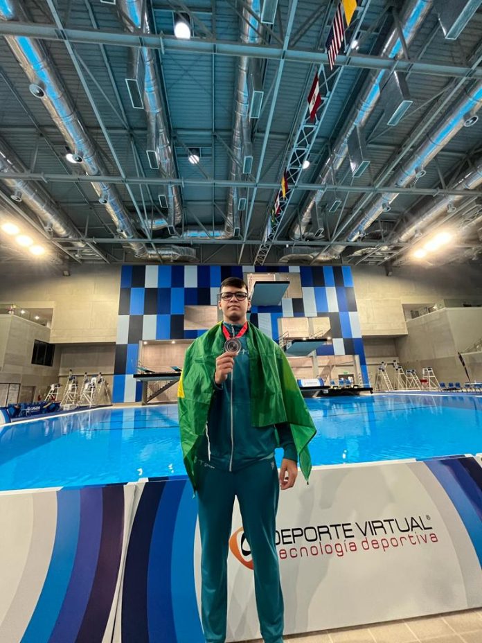 lucca silveira pan-americano high diving