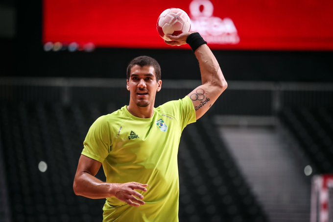 léo dutra handebol