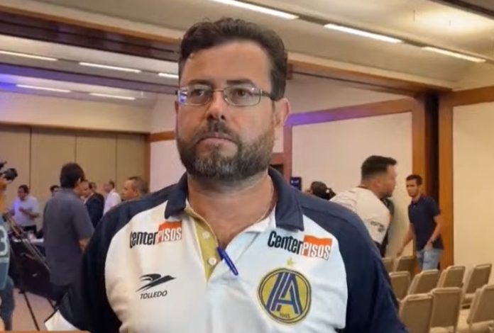 Kristiano Júnior Aparecidense Foto Felipe André