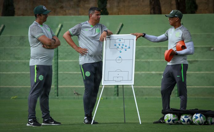 Mário Henrique comissão técnica Goiás